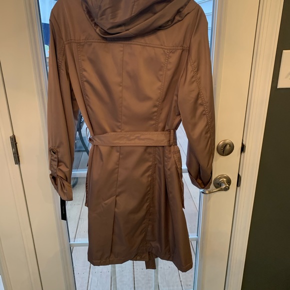 New Tahari Monroe Rain Jacket - Picture 4 of 4